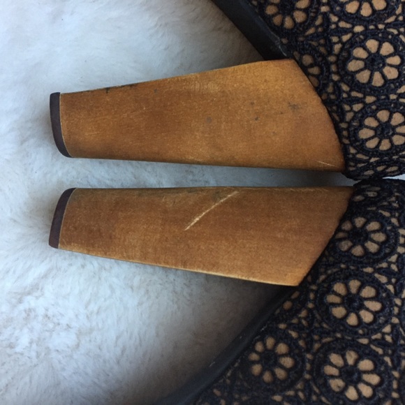 ❌SOLD❌Jeffrey Campbell Lita Mac Crochet Heel Boots - Picture 5 of 8